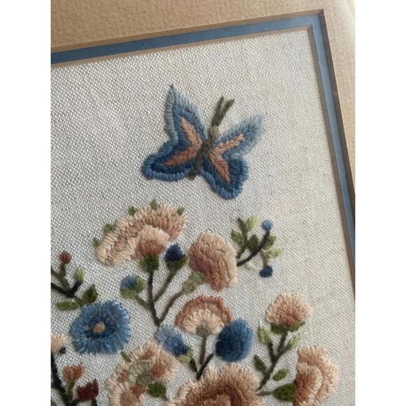 Framed Vintage Embroidered Floral Artwork – Flowers & Butterfly - Picture 3 of 4